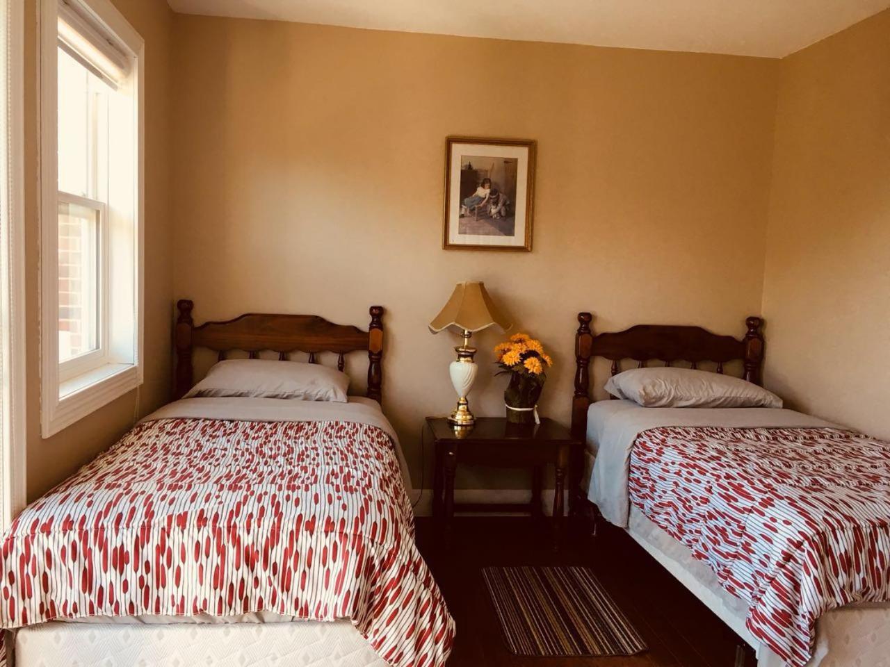 Seaview White House Bed & Breakfast Stratford Exterior photo