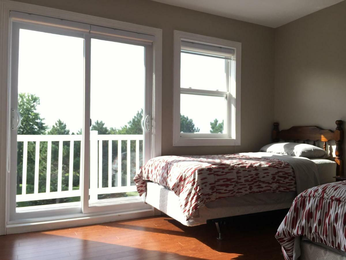 Seaview White House Bed & Breakfast Stratford Exterior photo